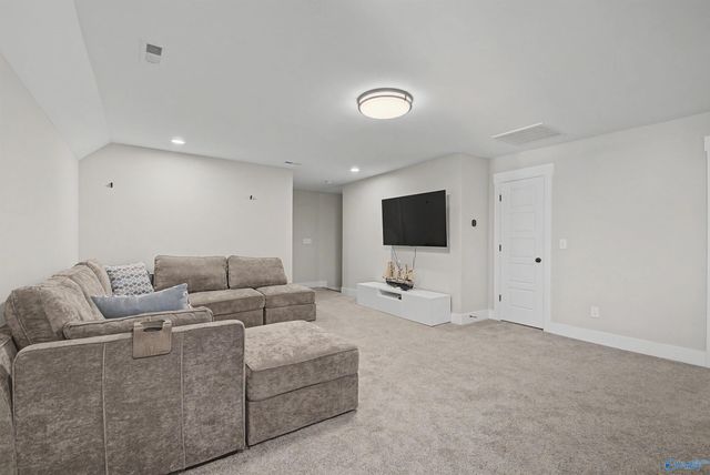 109 Thorogood Drive, Meridianville, AL 35759