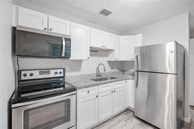 6428 N 49TH STREET, Tampa, FL 33610