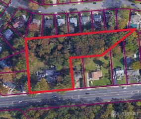 368 Ryders Lane, East Brunswick, NJ 08816
