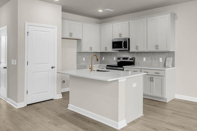 113 Berry Shoals Drive, Summerville, SC 29485