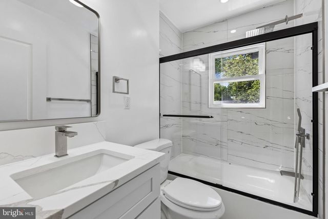 4627 H ST SE, Washington, DC 20019