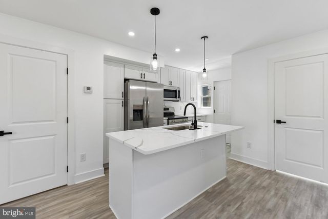 4627 H ST SE, Washington, DC 20019