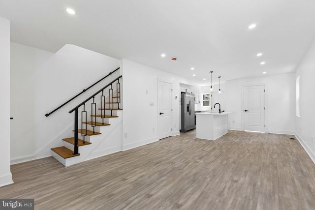 4627 H ST SE, Washington, DC 20019