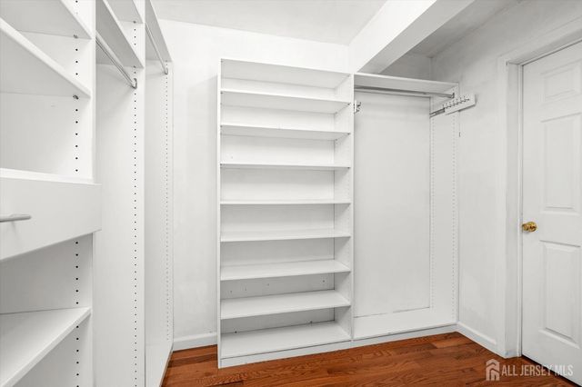 83 tennyson Drive, Plainsboro, NJ 08536