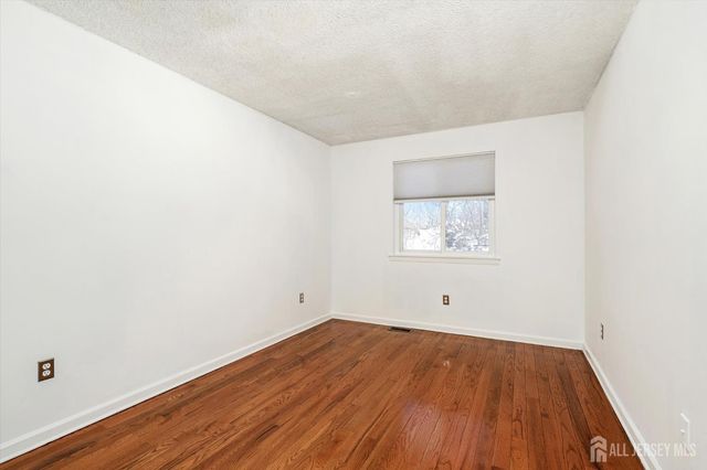 83 tennyson Drive, Plainsboro, NJ 08536