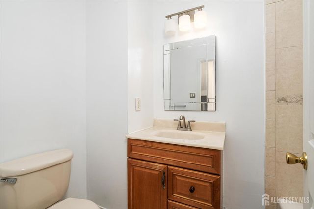 83 tennyson Drive, Plainsboro, NJ 08536