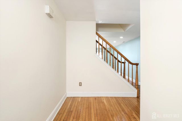 83 tennyson Drive, Plainsboro, NJ 08536