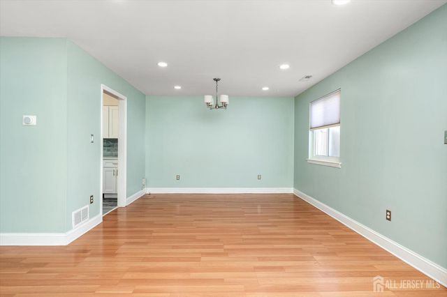 83 tennyson Drive, Plainsboro, NJ 08536