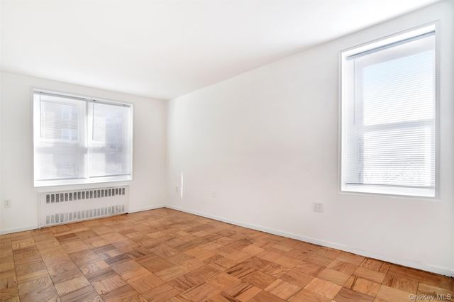 14 Westview Avenue 204, Tuckahoe, NY 10707