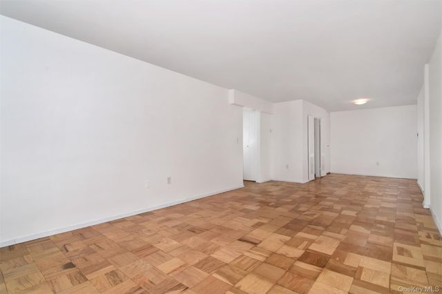 14 Westview Avenue 204, Tuckahoe, NY 10707