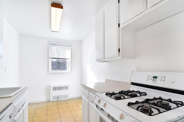 14 Westview Avenue 204, Tuckahoe, NY 10707