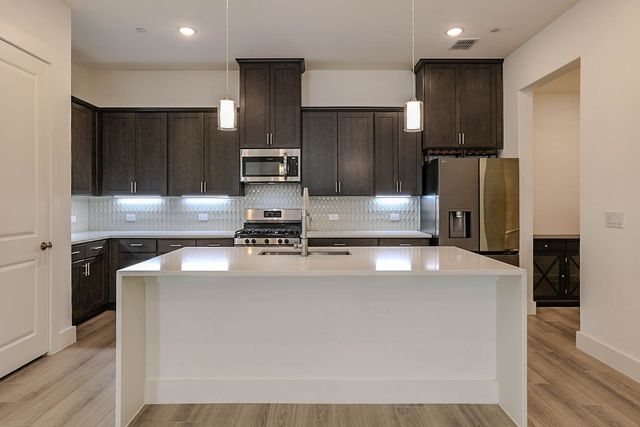 1429 Rose Willow Way, Arlington, TX 76005