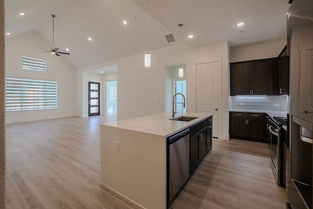 1429 Rose Willow Way, Arlington, TX 76005