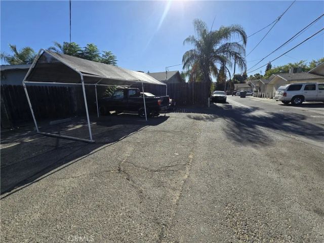 264 E 10th Street, Merced, CA 95341