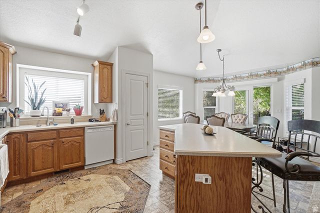 1083 W TEE TIME DR., Farmington, UT 84025