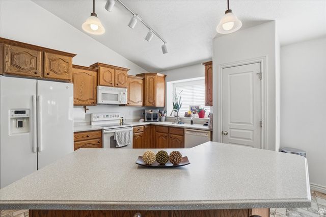 1083 W TEE TIME DR., Farmington, UT 84025