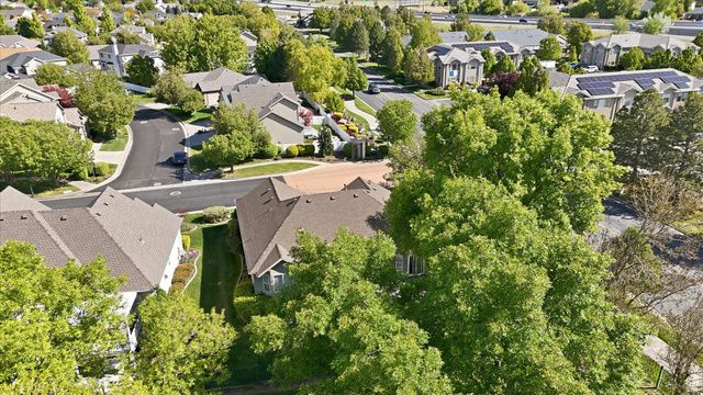 1083 W TEE TIME DR., Farmington, UT 84025