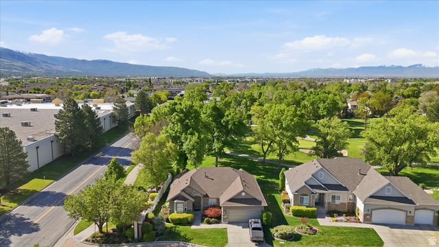 1083 W TEE TIME DR., Farmington, UT 84025