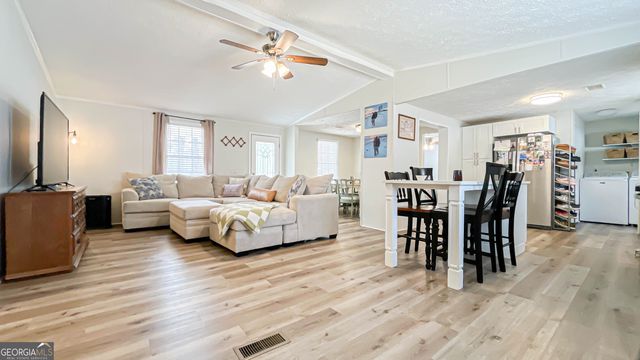 216 Ponderosa Lane, Barnesville, GA 30204