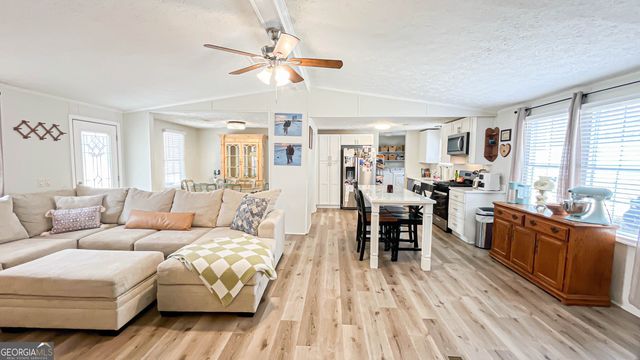 216 Ponderosa Lane, Barnesville, GA 30204