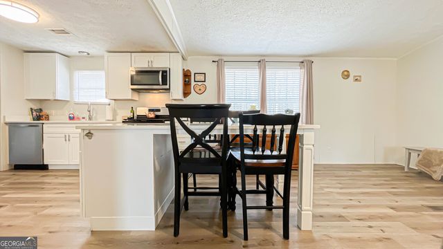 216 Ponderosa Lane, Barnesville, GA 30204