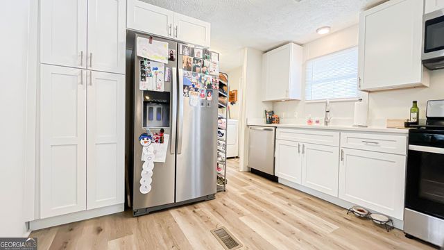 216 Ponderosa Lane, Barnesville, GA 30204