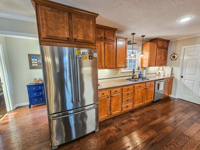 1305 Horseshoe Dr, Lewisburg, TN 37091