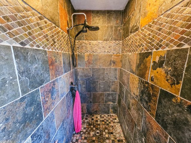 1305 Horseshoe Dr, Lewisburg, TN 37091