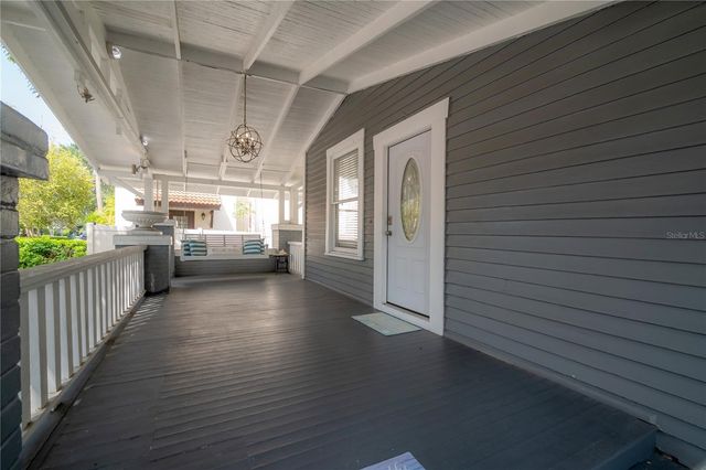 2921 W EL PRADO BOULEVARD 2921, Tampa, FL 33629