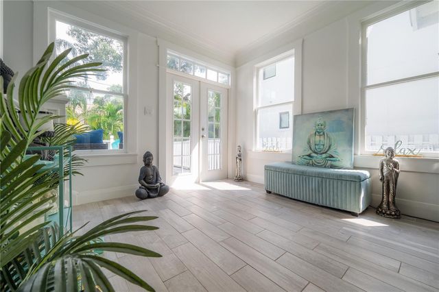 2921 W EL PRADO BOULEVARD 2921, Tampa, FL 33629