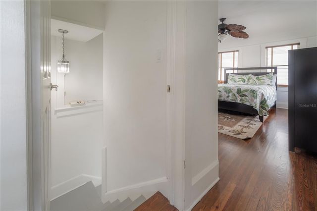 2921 W EL PRADO BOULEVARD 2921, Tampa, FL 33629