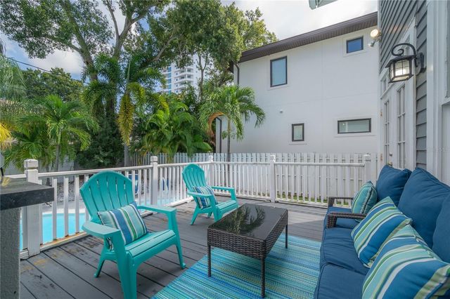 2921 W EL PRADO BOULEVARD 2921, Tampa, FL 33629