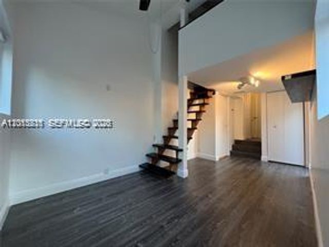 250 SW 19th Rd 250, Miami, FL 33129
