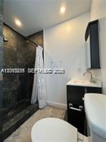 250 SW 19th Rd 250, Miami, FL 33129