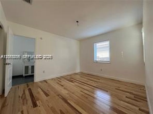 250 SW 19th Rd 250, Miami, FL 33129