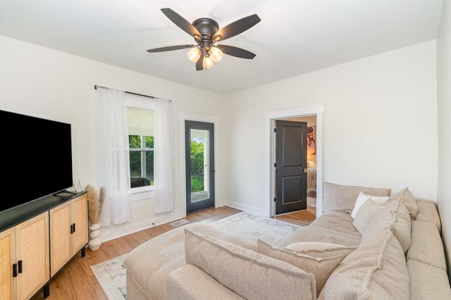 230 Cason Lane, Dry Ridge, KY 41035