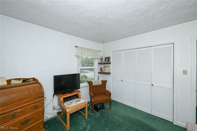 2839 Elmwood Street, Cuyahoga Falls, OH 44221