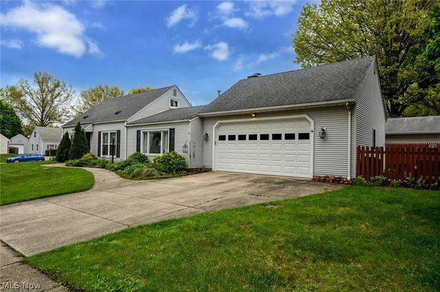 2839 Elmwood Street, Cuyahoga Falls, OH 44221