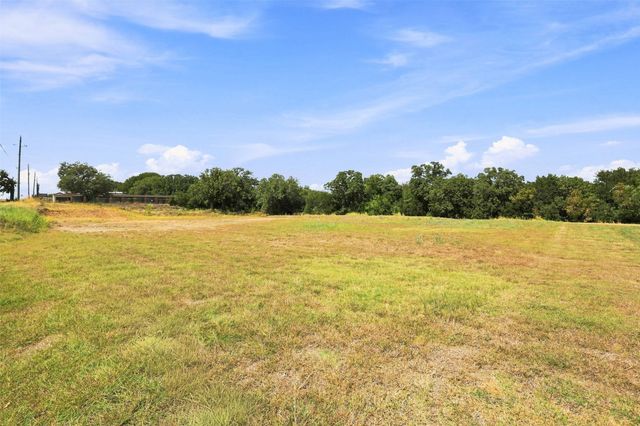 9800 Mineral Wells Highway, Weatherford, TX 76088