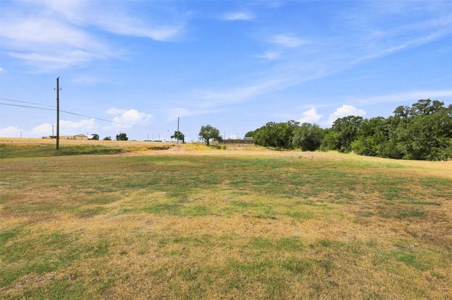 9800 Mineral Wells Highway, Weatherford, TX 76088