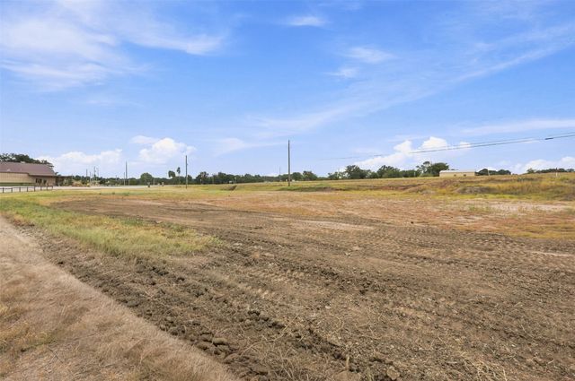 9800 Mineral Wells Highway, Weatherford, TX 76088