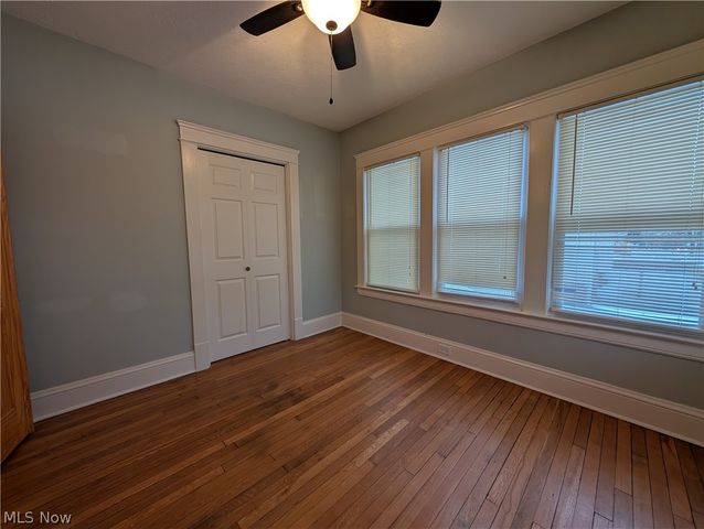 1560 Coutant Avenue, Lakewood, OH 44107