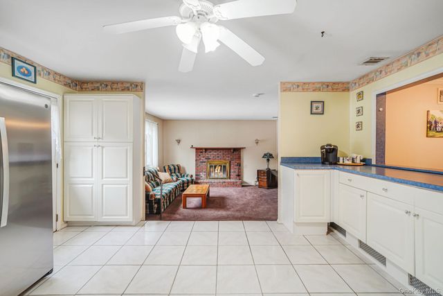 6 Noahs Path, Rocky Point, NY 11778