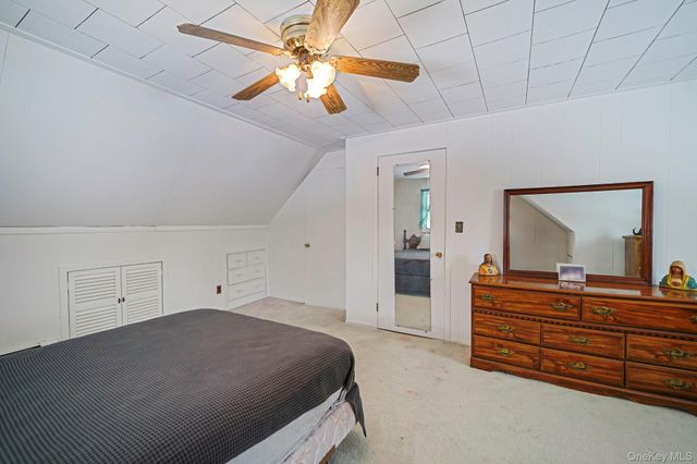 6 Noahs Path, Rocky Point, NY 11778