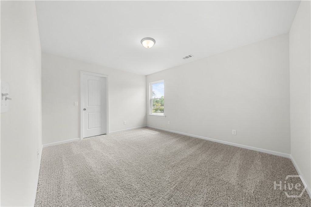 Image 15 of property listing at 185 Alexander Trail, Rincon, GA 31326
