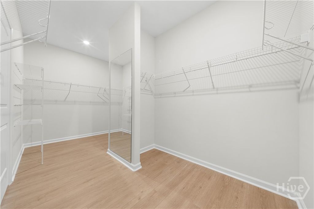 Image 8 of property listing at 185 Alexander Trail, Rincon, GA 31326