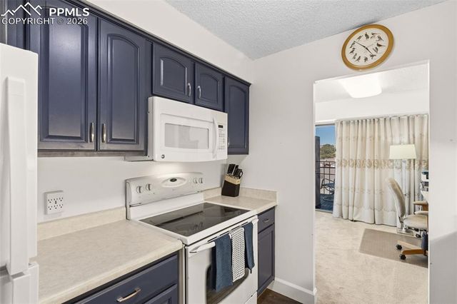 411 Lakewood Circle A-212, Colorado Springs, CO 80910