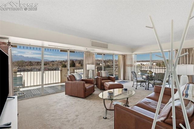 411 Lakewood Circle A-212, Colorado Springs, CO 80910