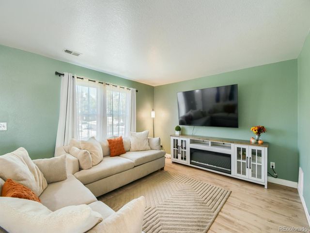 10038 Hudson Street, Thornton, CO 80229