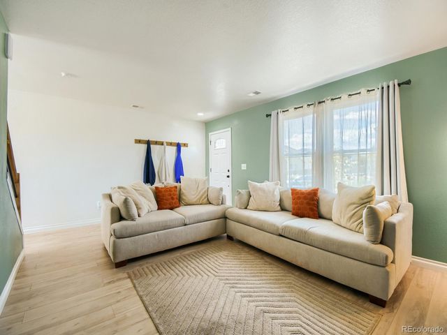 10038 Hudson Street, Thornton, CO 80229